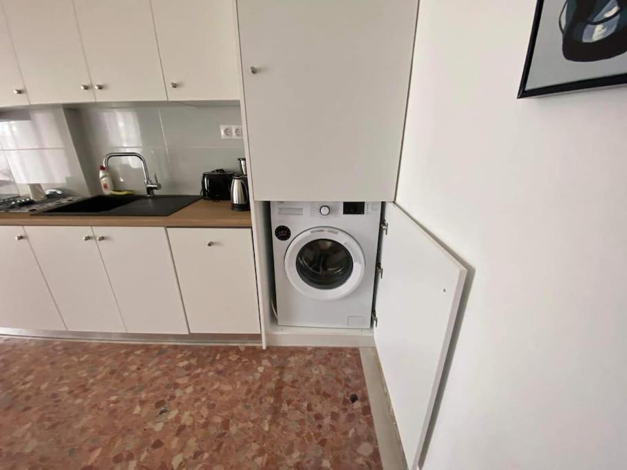 New! Flower Patio House 2 Bdr - Bbq - Wash Machine *