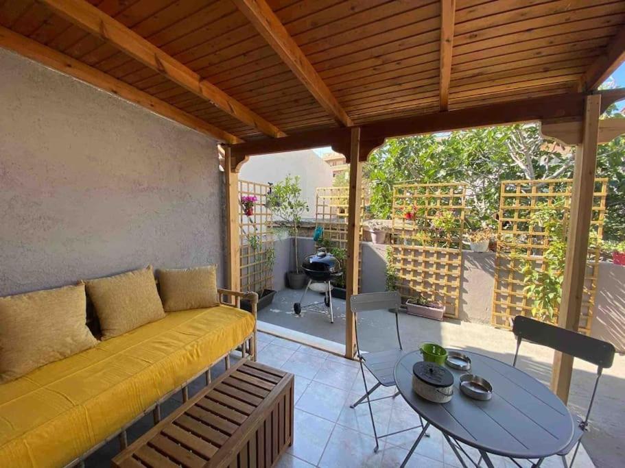 New! Flower Patio House 2 Bdr - Bbq - Wash Machine Апартаменты *