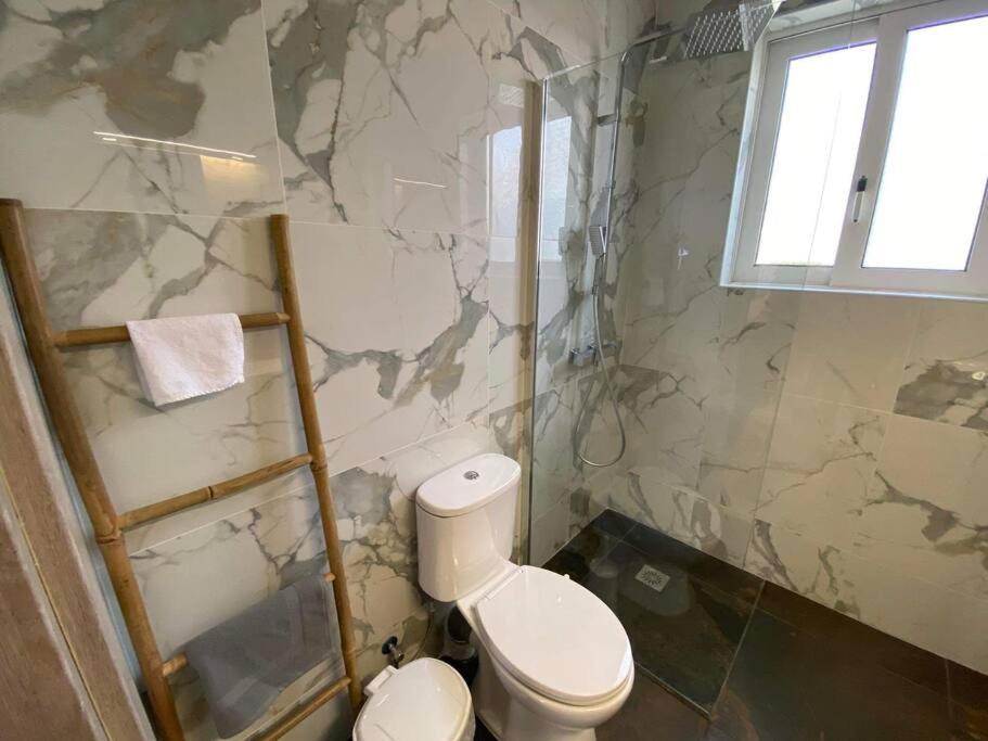 Apartamento New! Flower Patio House 2 Bdr - Bbq - Wash Machine