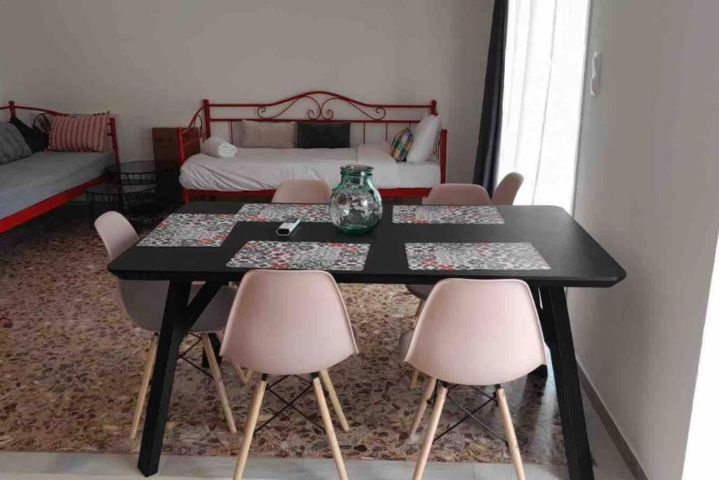 Apartamento New! Flower Patio House 2 Bdr - Bbq - Wash Machine *